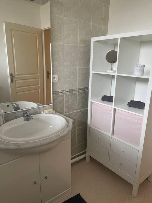 Holiday home Maison Entiere Avec Jardin Chenove